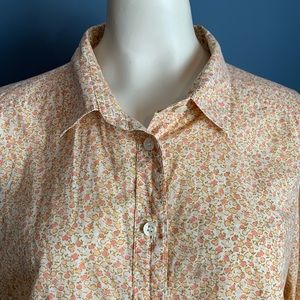 J Crew Women’s Large Vintage Button Down Shirt